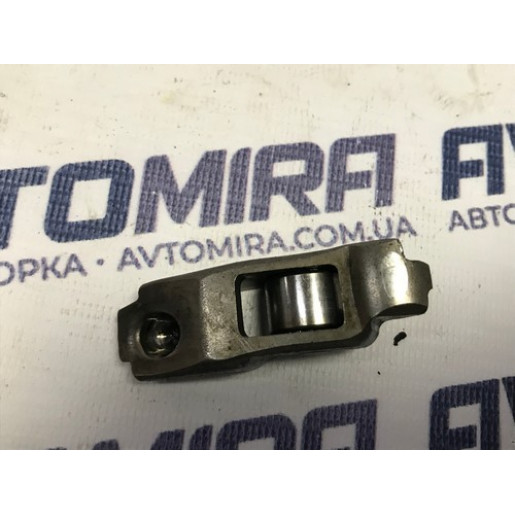 Коромысло клапана, рокер впуск Hyundai Santa FE II 2.2 CRDI 2005-2009 2417027100